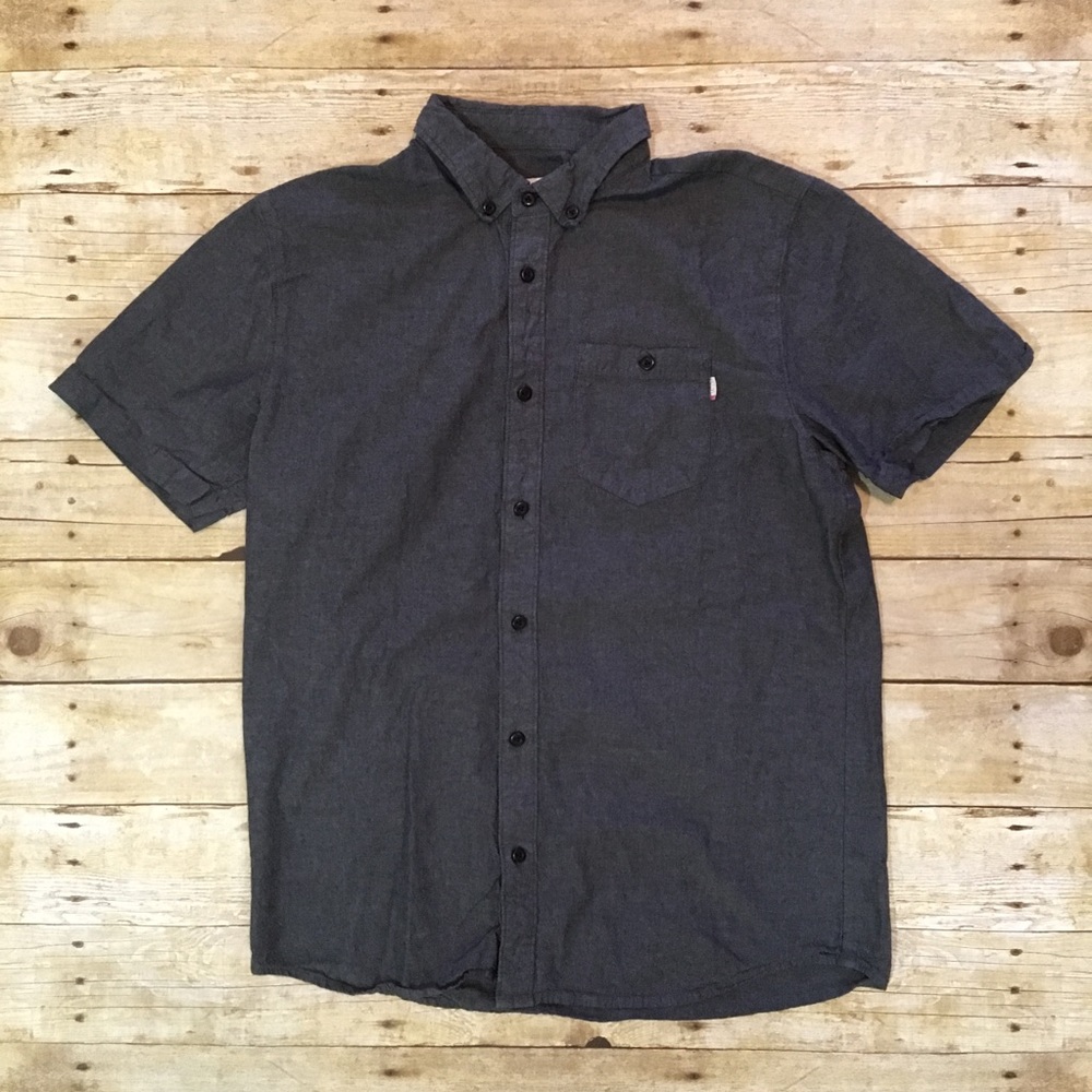 Active size XL short sleeve button up